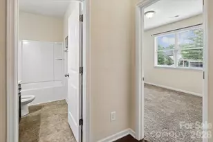 10214 Atkins Ridge Dr, Charlotte, NC 28213 - Photo 31