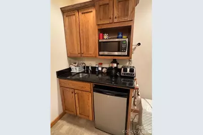 686 Hyacinth Drive, Clyde, NC 28721 - Photo 17