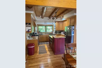 686 Hyacinth Drive, Clyde, NC 28721 - Photo 7