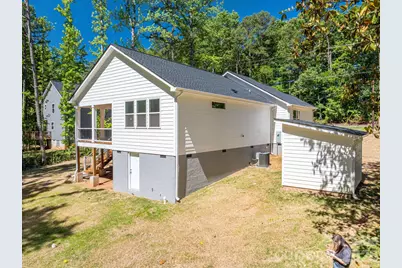 423 S Pinchback Avenue, Bessemer City, NC 28016 - Photo 21