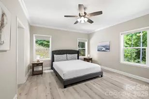 311 Charming Ln, Hendersonville, NC 28792 - Photo 17