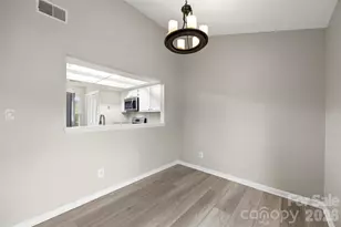 9320 S Vicksburg Park Ct, Charlotte, NC 28210 - Photo 9