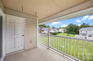9320 S Vicksburg Park Ct, Charlotte, NC 28210 - Photo 19