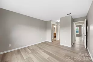 9320 S Vicksburg Park Ct, Charlotte, NC 28210 - Photo 15