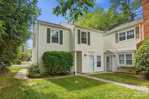8501 Pine Thicket Ct, Charlotte, NC 28226 - Photo 3