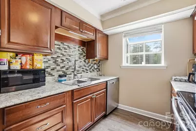 8501 Pine Thicket Court, Charlotte, NC 28226 - Photo 15