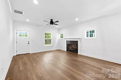 8514 Sharonbrook Drive, Charlotte, NC 28210 - Photo 5
