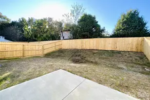 8514 Sharonbrook Dr, Charlotte, NC 28210 - Photo 13