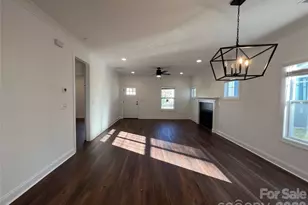 8514 Sharonbrook Dr, Charlotte, NC 28210 - Photo 5
