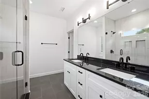 8514 Sharonbrook Dr, Charlotte, NC 28210 - Photo 17