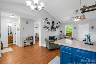 23 Peace St, Asheville, NC 28806 - Photo 5