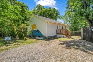 23 Peace St, Asheville, NC 28806 - Photo 1