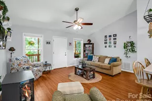 23 Peace St, Asheville, NC 28806 - Photo 7