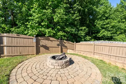 7329 Hidden Creek Drive, Charlotte, NC 28214 - Photo 25