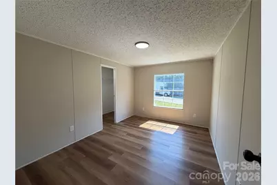 222 E Maine Avenue, Bessemer City, NC 28016 - Photo 9