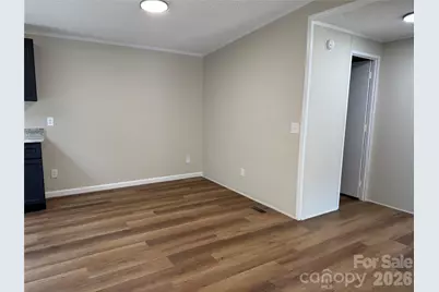 222 E Maine Avenue, Bessemer City, NC 28016 - Photo 11