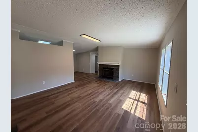 222 E Maine Avenue, Bessemer City, NC 28016 - Photo 3