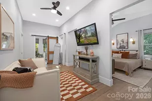 6213 Sharon Rd, Charlotte, NC 28210 - Photo 29