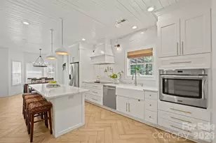 9027 Leah Meadow Ln, Charlotte, NC 28227 - Photo 5