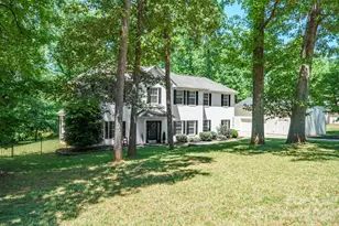 9027 Leah Meadow Ln, Charlotte, NC 28227 - Photo 35