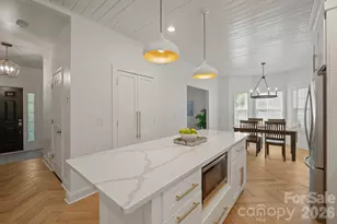 9027 Leah Meadow Ln, Charlotte, NC 28227 - Photo 15