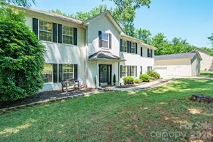 9027 Leah Meadow Ln, Charlotte, NC 28227 - Photo 37