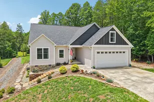 3131 Richard St, Morganton, NC 28655 - Photo 1