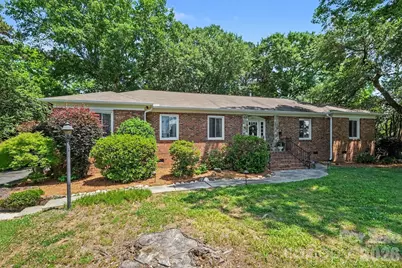 6641 Brookmeade Drive, Charlotte, NC 28226 - Photo 3