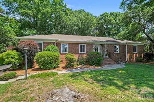 6641 Brookmeade Dr, Charlotte, NC 28226 - Photo 3