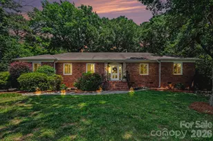 6641 Brookmeade Dr, Charlotte, NC 28226 - Photo 3