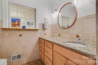 6641 Brookmeade Drive, Charlotte, NC 28226 - Photo 21