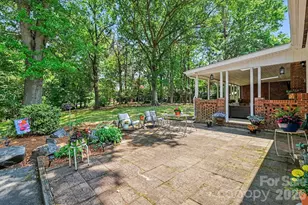 6641 Brookmeade Dr, Charlotte, NC 28226 - Photo 29