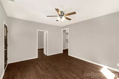 119 Washington Street, York, SC 29745 - Photo 5