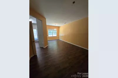 9138 Bradstreet Commons Way, Charlotte, NC 28215 - Photo 5