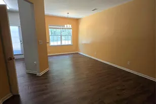 9138 Bradstreet Commons Way, Charlotte, NC 28215 - Photo 5