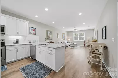 1520 28th Street Lane SE, Hickory, NC 28602 - Photo 11