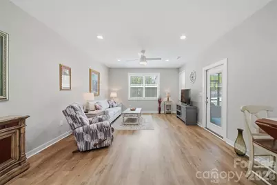 1520 28th Street Lane SE, Hickory, NC 28602 - Photo 5