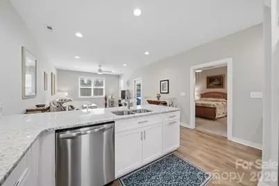 1520 28th Street Lane SE, Hickory, NC 28602 - Photo 13