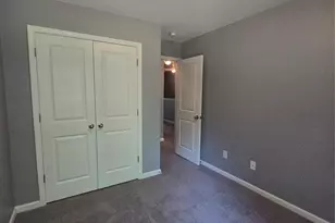 9116 Bradstreet Commons Way, Charlotte, NC 28215 - Photo 5