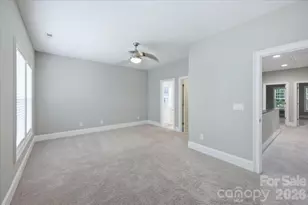 1103 N Sharon Amity Rd, Charlotte, NC 28211 - Photo 25