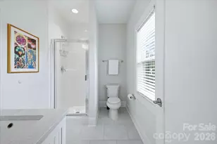 1103 N Sharon Amity Rd, Charlotte, NC 28211 - Photo 35