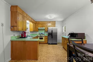 3326 Dunaire Dr, Charlotte, NC 28205 - Photo 9