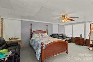 3326 Dunaire Dr, Charlotte, NC 28205 - Photo 29