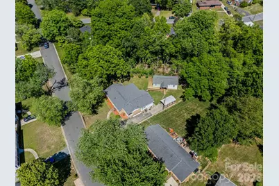 3326 Dunaire Drive, Charlotte, NC 28205 - Photo 43
