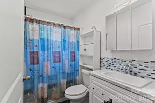 3326 Dunaire Dr, Charlotte, NC 28205 - Photo 37