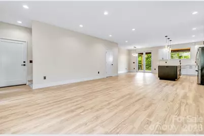221 Coopers Drive, Hendersonville, NC 28739 - Photo 13