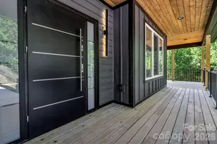 221 Coopers Dr, Hendersonville, NC 28739 - Photo 3