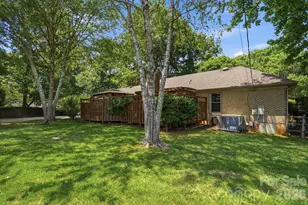 5705 Foxcrest Dr, Mint Hill, NC 28227 - Photo 43