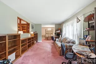 5705 Foxcrest Dr, Mint Hill, NC 28227 - Photo 9