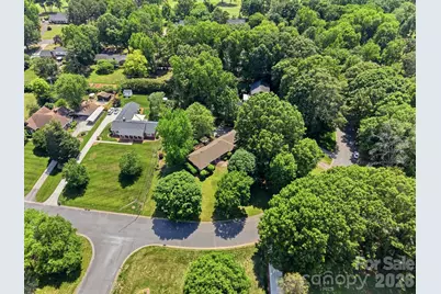 5705 Foxcrest Drive, Mint Hill, NC 28227 - Photo 5